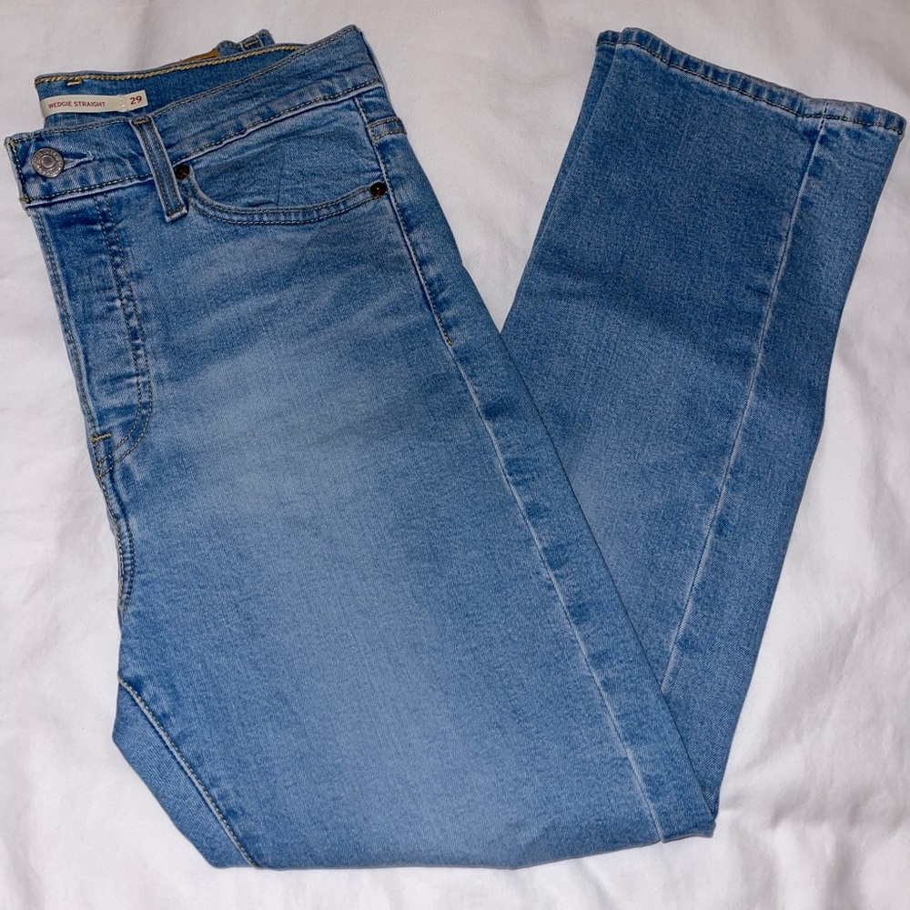 Levi’s Wedgie Straight Jeans
